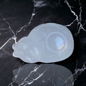 Quartz Crystal Lady‎ Bug Carving